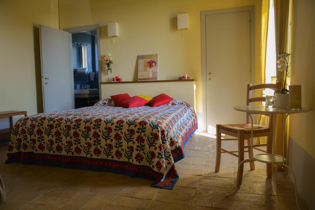Agriturismo Casale Bonaparte Cellere Exterior foto
